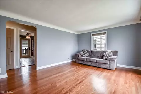 1731 Silver St, Wickliffe, OH 44092 photo 3