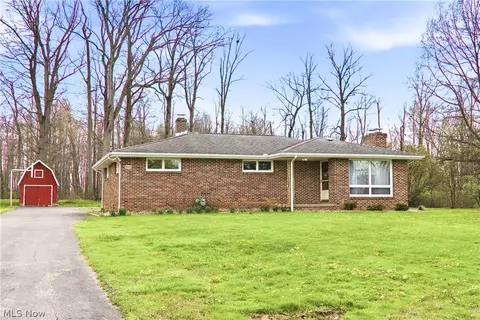 10121 Springfield Rd, Poland, OH 44514
