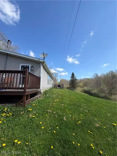 6547 Crane Run Rd, Cumberland, OH 43732