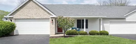 828 Woodfield Ct #A, Boardman, OH 44512