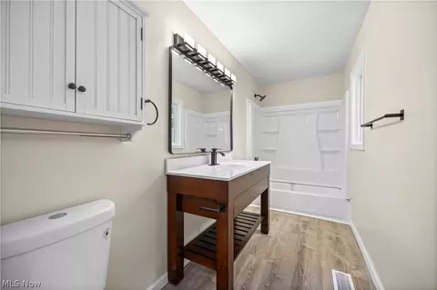 624 Eastern Heights Blvd, Elyria, OH 44035 photo 19