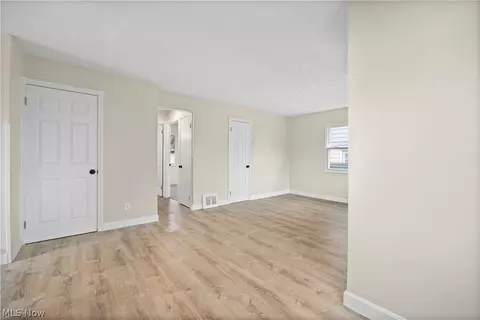 Living - 624 Eastern Heights Blvd, Elyria, OH 44035 photo 2 of 5