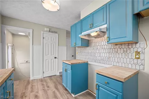 624 Eastern Heights Blvd, Elyria, OH 44035 photo 14
