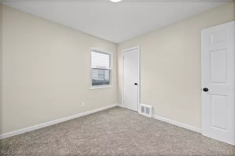 624 Eastern Heights Blvd, Elyria, OH 44035 photo 21