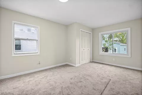 624 Eastern Heights Blvd, Elyria, OH 44035 photo 15