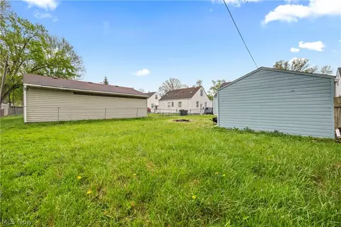 624 Eastern Heights Blvd, Elyria, OH 44035 photo 35
