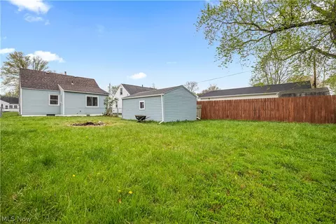 624 Eastern Heights Blvd, Elyria, OH 44035 photo 34