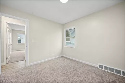 624 Eastern Heights Blvd, Elyria, OH 44035 photo 23