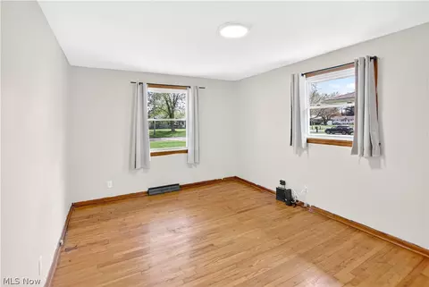 39568 Carol Ln, Elyria, OH 44035 photo 23