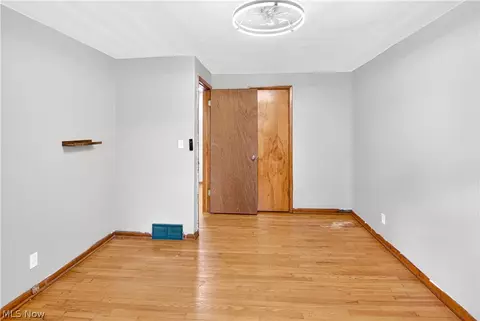 39568 Carol Ln, Elyria, OH 44035 photo 19