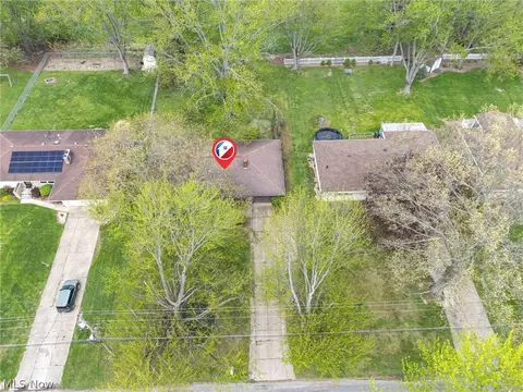 39568 Carol Ln, Elyria, OH 44035 photo 40