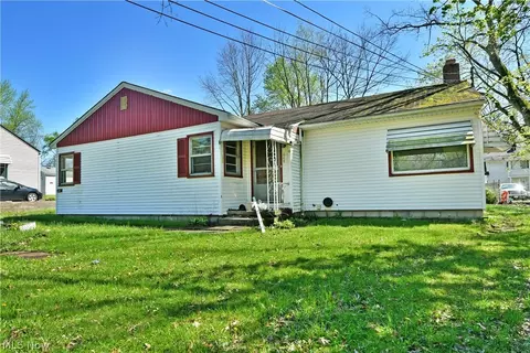 207 S Belle Vis, Youngstown, OH 44509