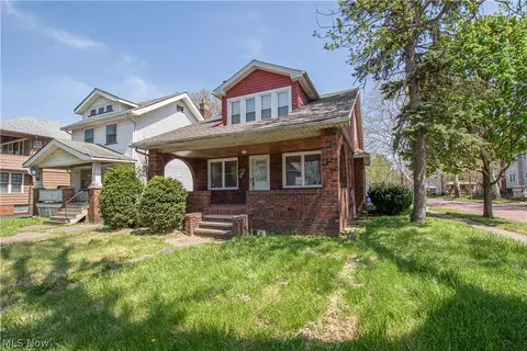 3211 W 116th St, Cleveland, OH 44111