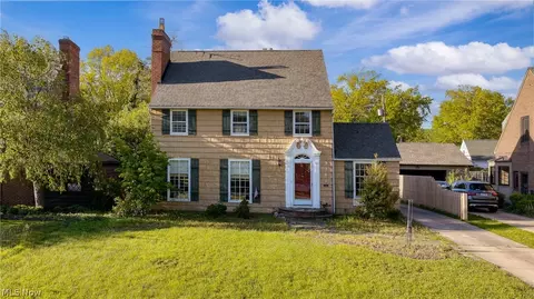 19264 N Sagamore Rd, Fairview Park, OH 44126