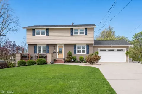 652 West St, Wadsworth, OH 44281