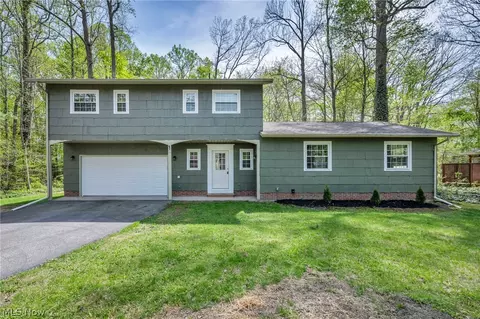 8556 Barbara Dr, Mentor, OH 44060