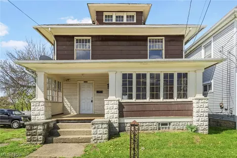 1225 Erie St S, Massillon, OH 44646
