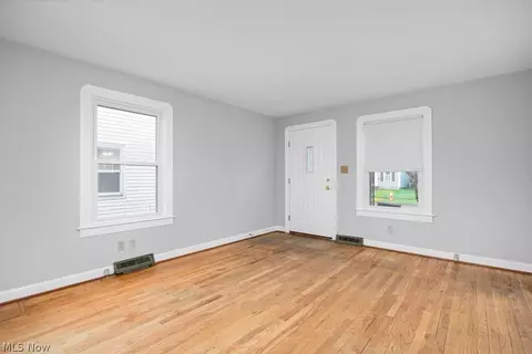 254 Boston Ave, Elyria, OH 44035 photo 6