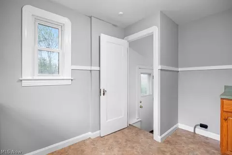 254 Boston Ave, Elyria, OH 44035 photo 13