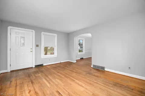 254 Boston Ave, Elyria, OH 44035 photo 7
