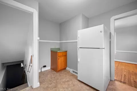 254 Boston Ave, Elyria, OH 44035 photo 14