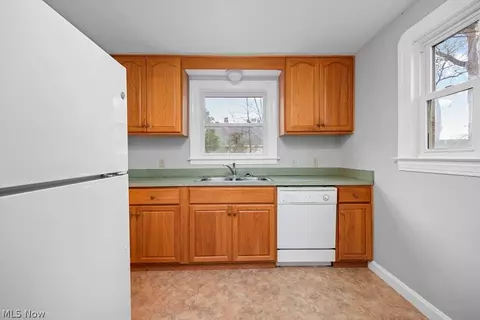 254 Boston Ave, Elyria, OH 44035 photo 15