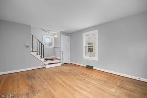 254 Boston Ave, Elyria, OH 44035 photo 5