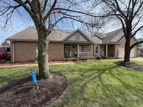 5630 Dorrington Ave NE, Canton, OH 44721