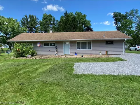 4138 Burkey Rd, Austintown, OH 44515