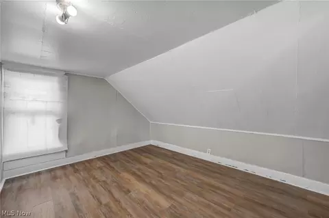 Bedroom - 2917 Apple Ave, Lorain, OH 44055 photo 7 of 8