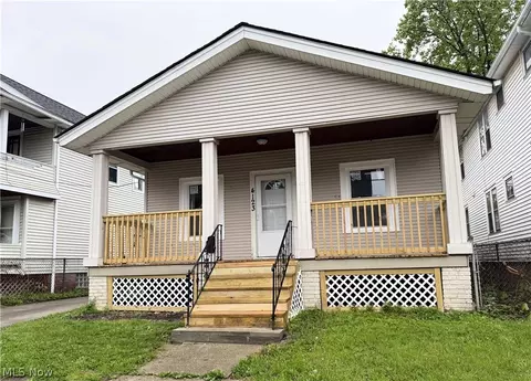 4123 Clybourne Ave, Cleveland, OH 44109