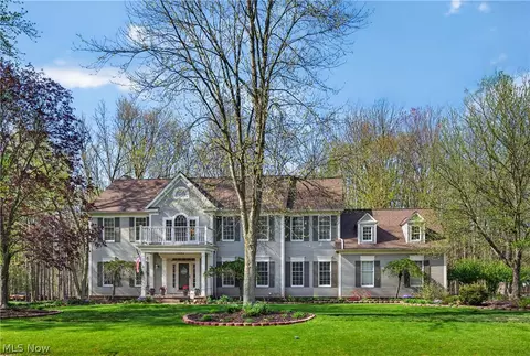 7663 Herrick Park Dr, Hudson, OH 44236