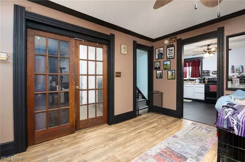 Entry Way - 209 Gulf Rd, Elyria, OH 44035 photo 2 of 2