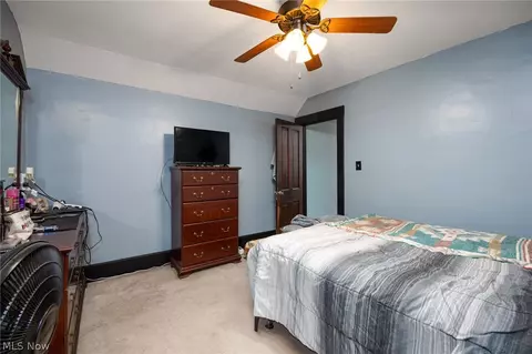 Bedroom - 209 Gulf Rd, Elyria, OH 44035 photo 4 of 5