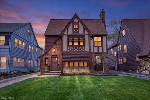 18427 Winslow Rd, Shaker Heights, OH 44122