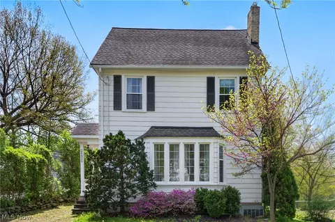 20426 Almar Dr, Shaker Heights, OH 44122