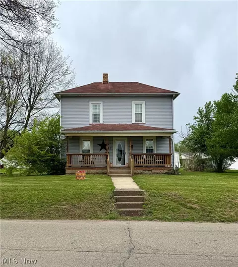 112 Fairview St, West Lafayette, OH 43845