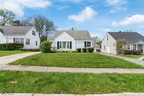 2342 25th St, Cuyahoga Falls, OH 44223