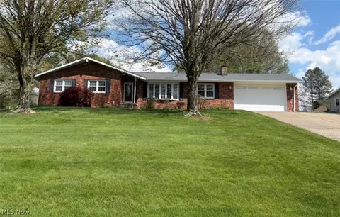 67541 Almar Ln W, Saint Clairsville, OH 43950
