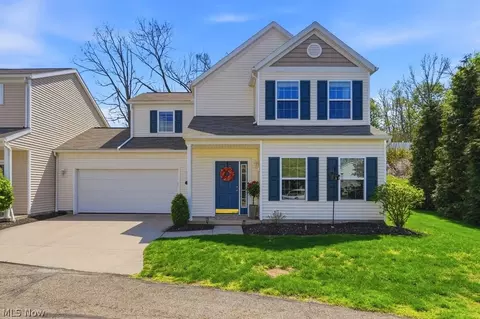 307 Teal Cir, Coventry, OH 44319