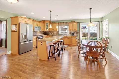 127 Cumberland Ct, Elyria, OH 44035 photo 14