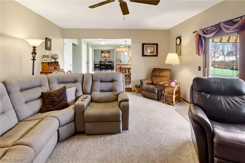 127 Cumberland Ct, Elyria, OH 44035 photo 22