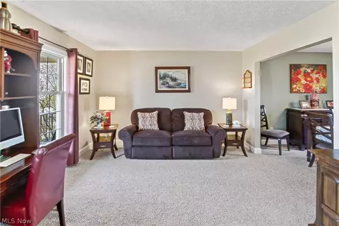 127 Cumberland Ct, Elyria, OH 44035 photo 7
