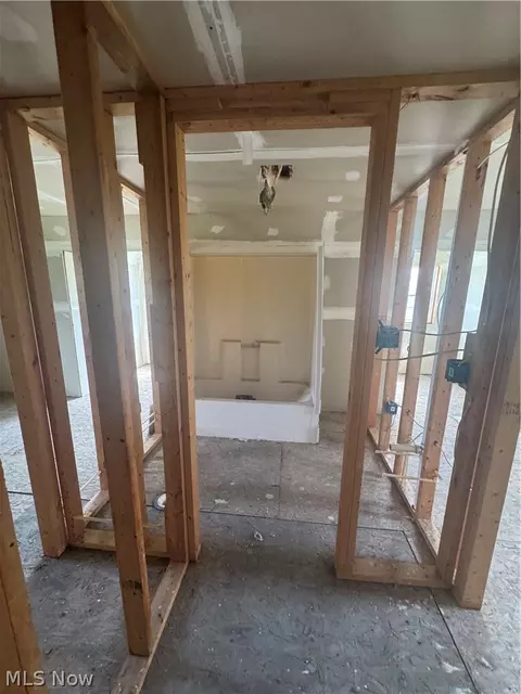 Entry Way - 8285 Old River Rd, Philo, OH 43771 photo 5 of 5
