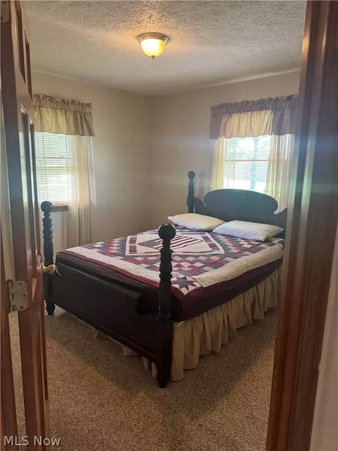 Bedroom - 8285 Old River Rd, Philo, OH 43771 photo 2 of 4