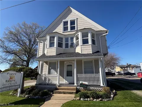 37805 Vine St, Willoughby, OH 44094