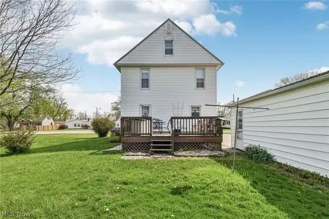 Exterior - 1377 E 28th St, Ashtabula, OH 44004 photo 7 of 7