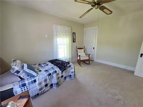 Bedroom - 1377 E 28th St, Ashtabula, OH 44004 photo 2 of 6