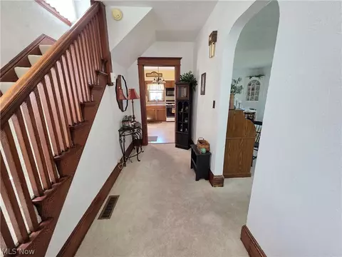 Entry Way - 1377 E 28th St, Ashtabula, OH 44004 photo 5 of 6