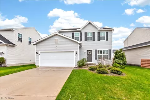 37111 Golden Eagle Dr, North Ridgeville, OH 44039